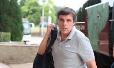 乐鱼体育在线-郑州队内训练强度大增，主帅心系球员体能的简单介绍