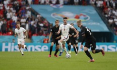 乐鱼体育直播-英雄联盟，欧洲杯预选赛豪门抗争的简单介绍