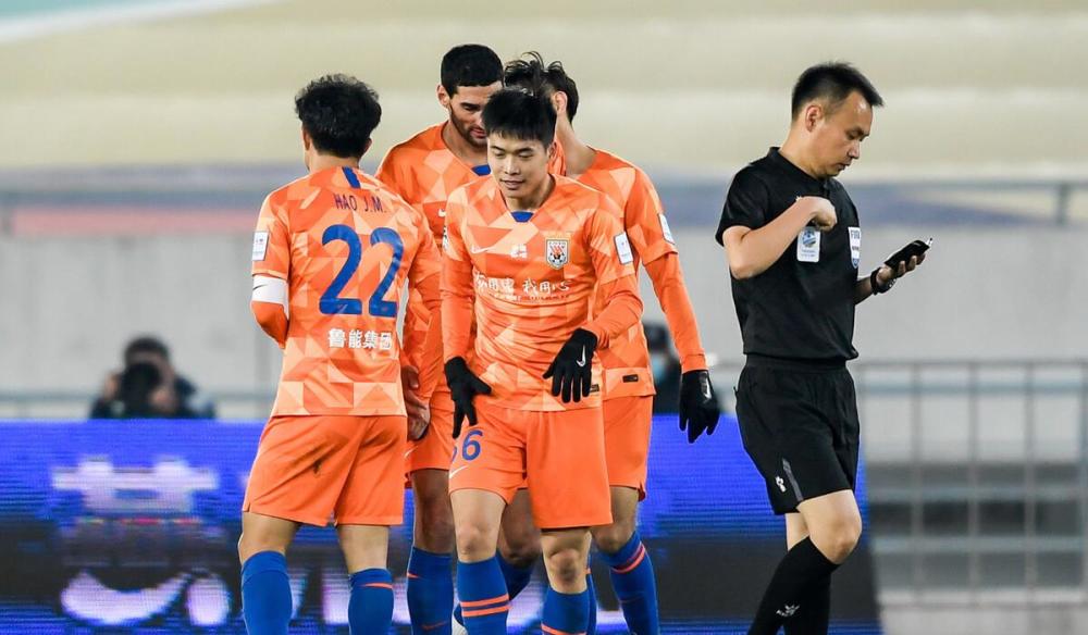 山东鲁能逆袭晋级，成功晋级八强