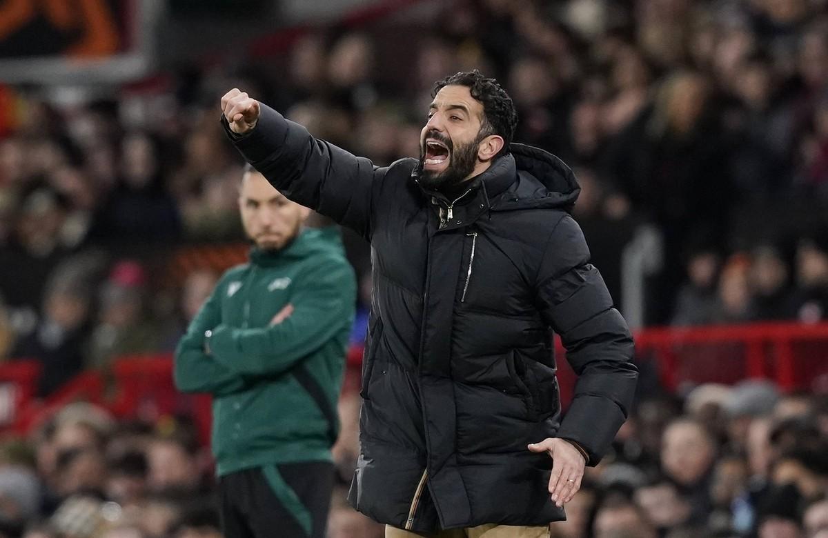 曼联惨遭逆转失分，主帅索尔斯克亚压力山大