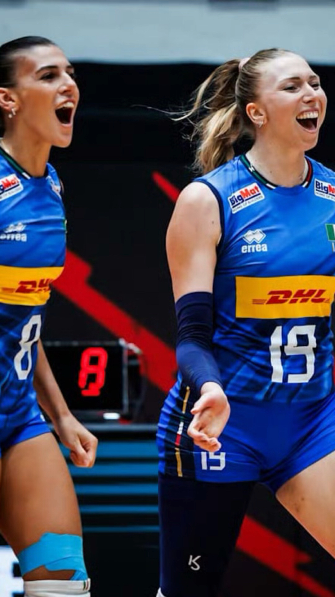 意大利三球击垮波兰，晋级欧锦赛四强对决！