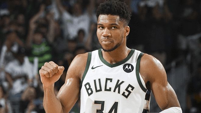 雄鹿冲刺总冠军，年轻球员崛起成关键的简单介绍