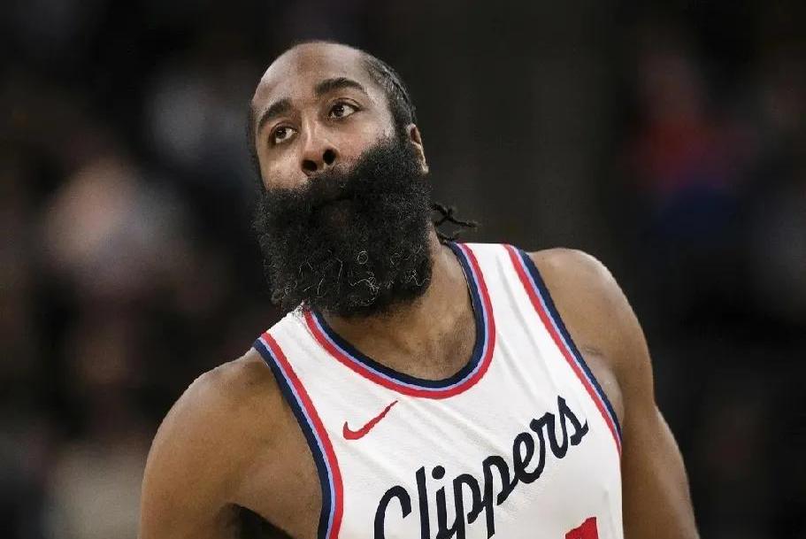 快船再战太阳，取得关键胜利