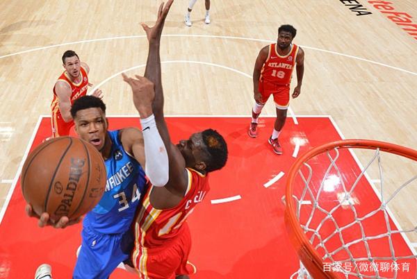 雄鹿横扫老鹰,再夺两连胜 雄鹿横扫老鹰,再夺两连胜