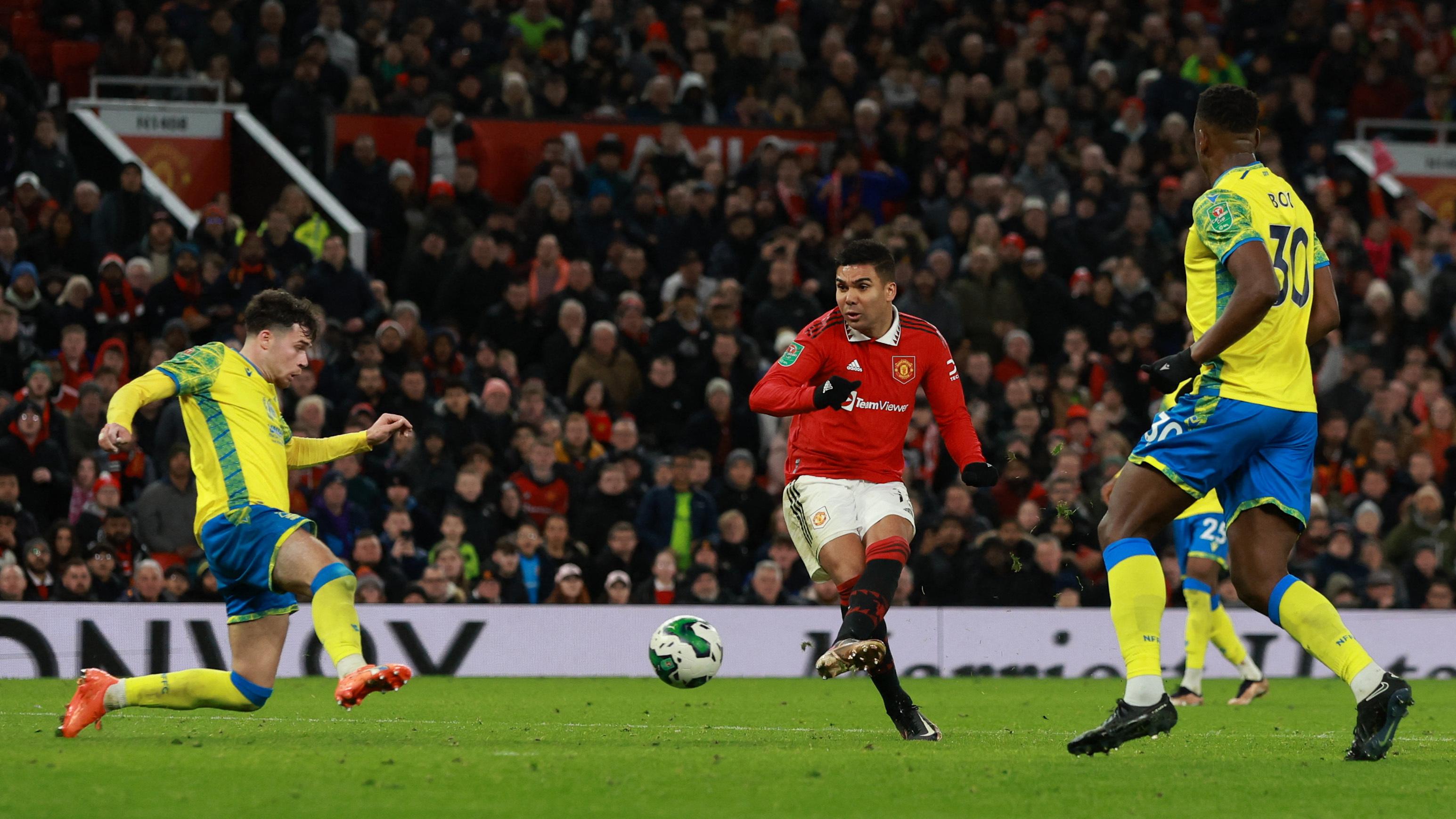 英格兰豪强稳定发挥，双杀对手晋级下一轮的简单介绍