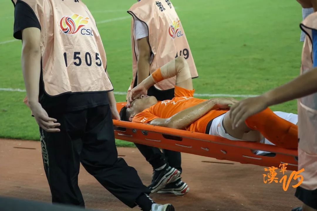 武汉卓尔主场击败重庆力帆，拿下三分的简单介绍