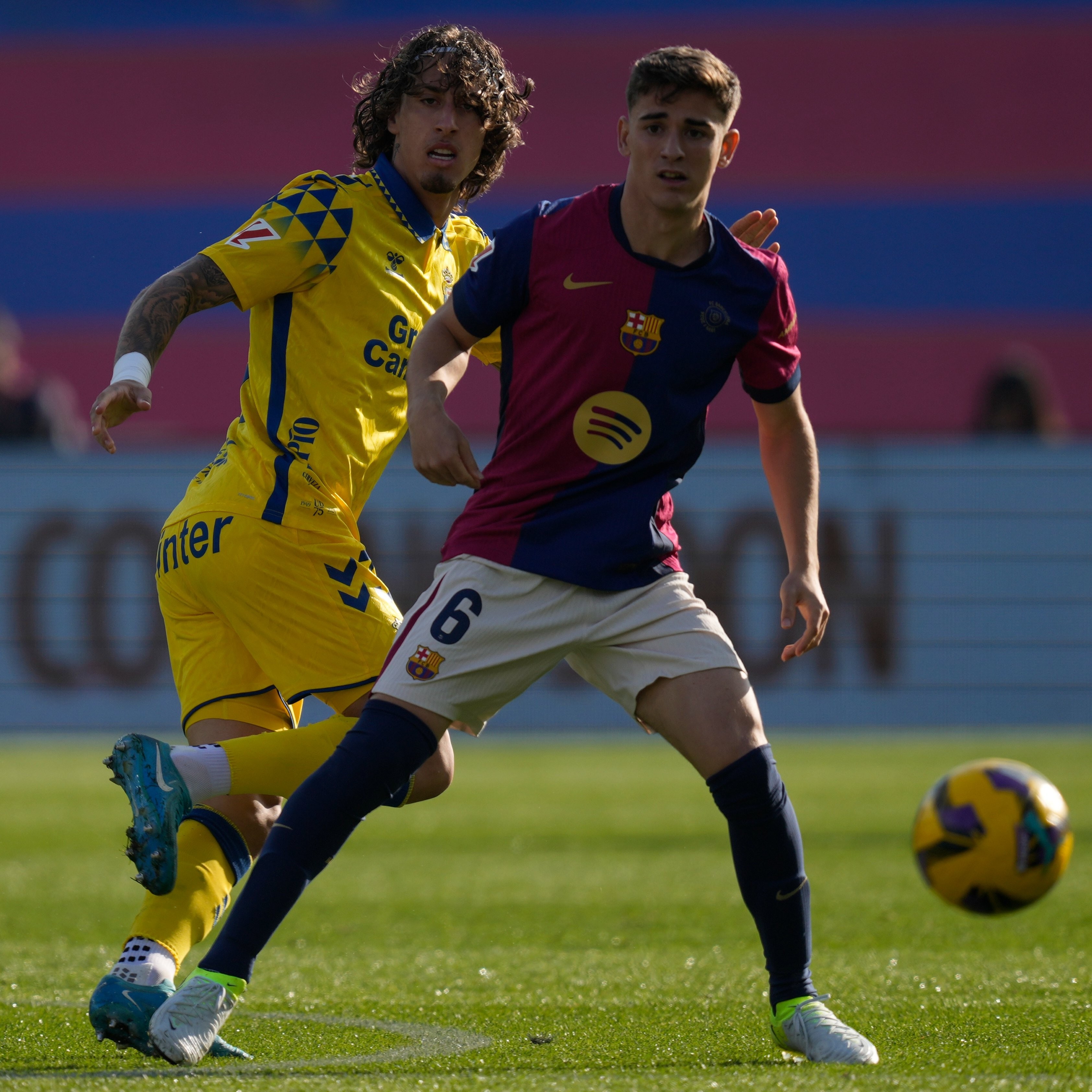 拉斯帕尔玛斯主场大胜，取得三分胜利的简单介绍